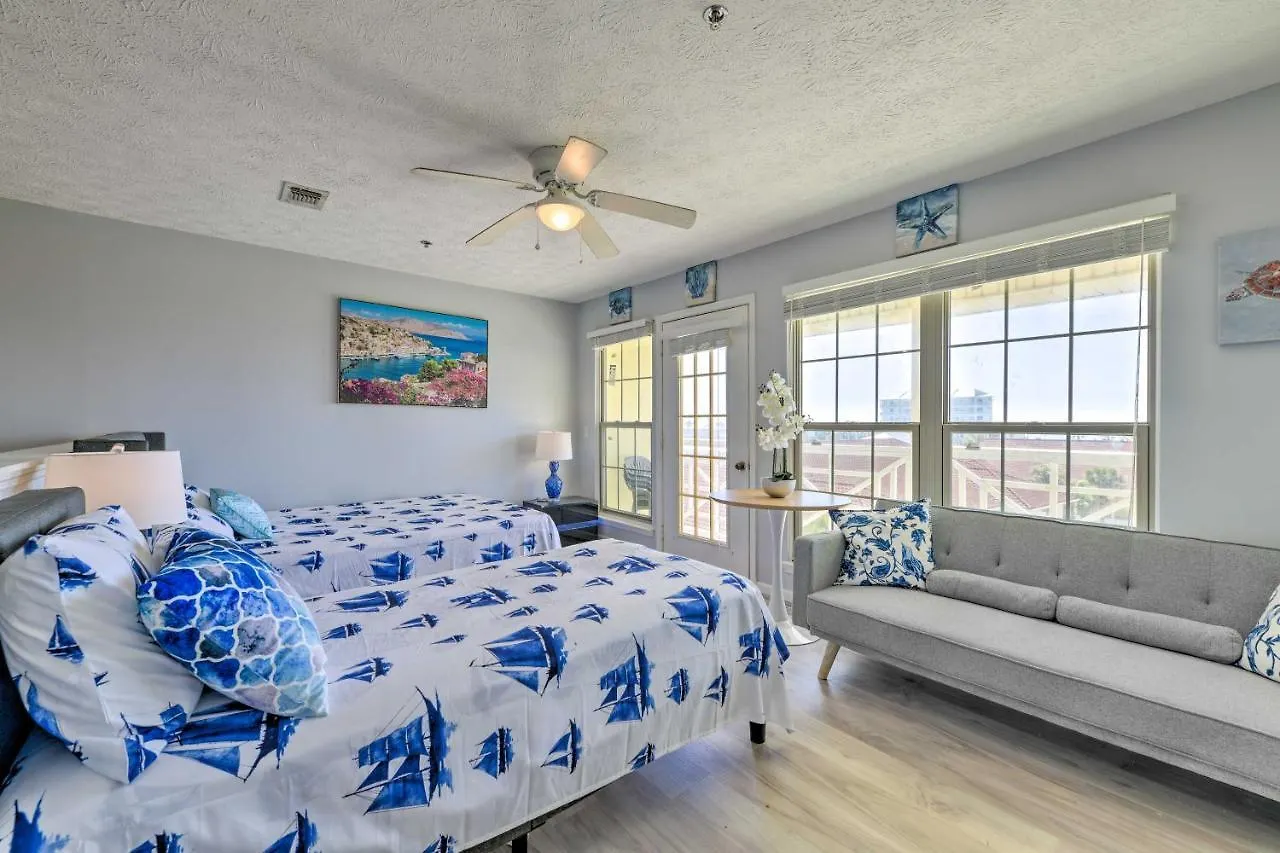 Convenient Condo With Hot Tub - Walk To Beach! Panama City Beach 0*,  United States