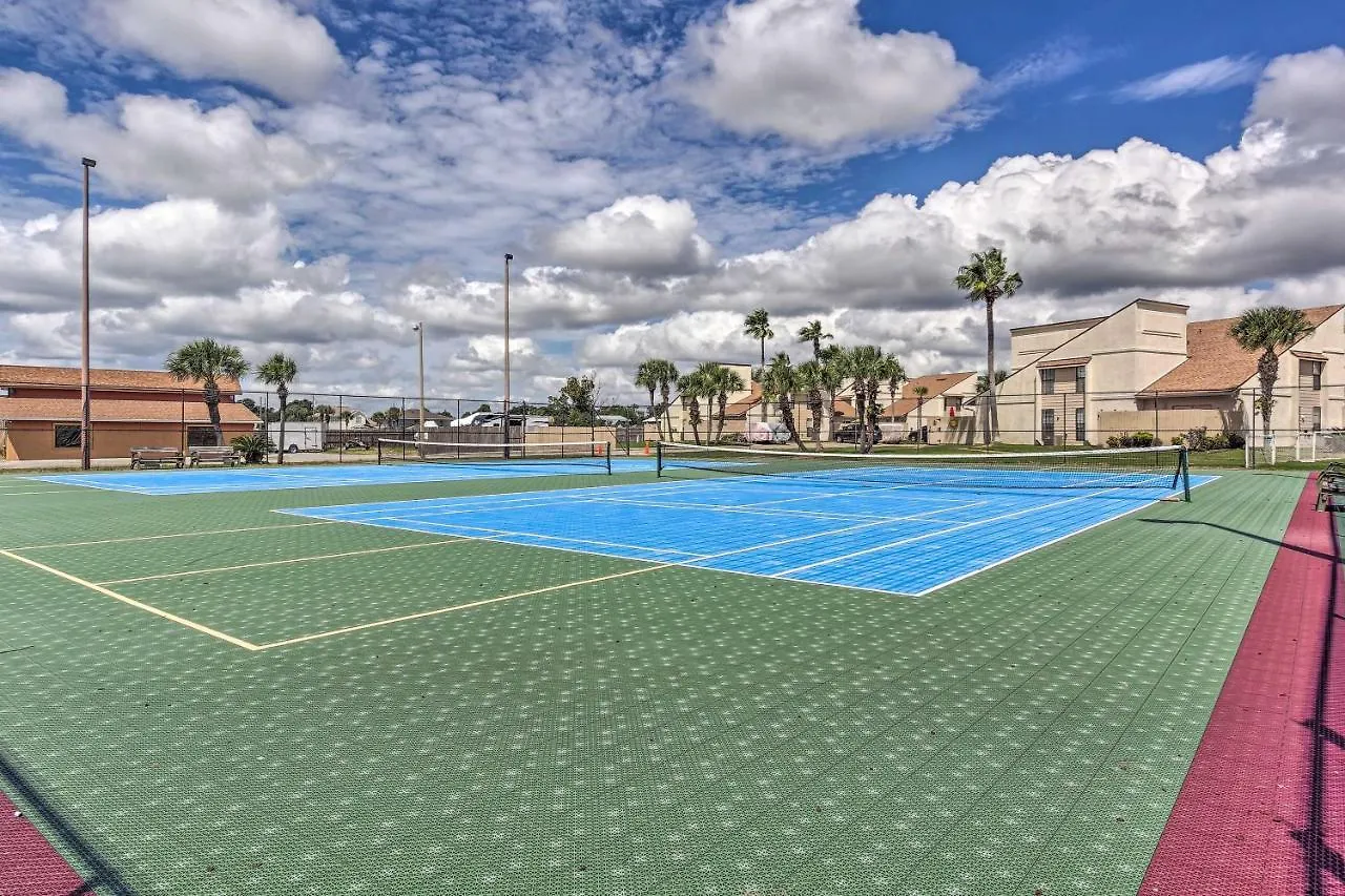 Convenient Condo With Hot Tub - Walk To Beach! Panama City Beach