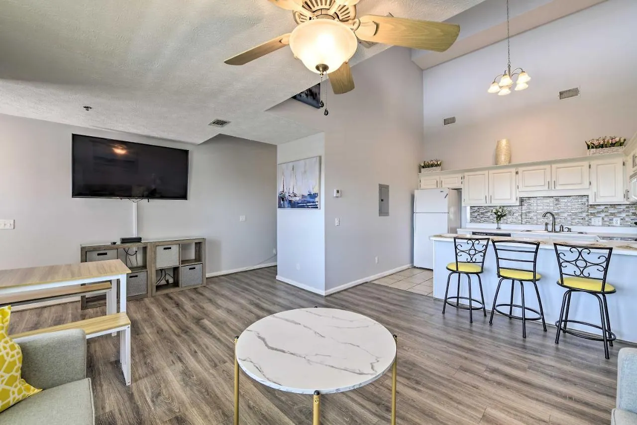 Convenient Condo With Hot Tub - Walk To Beach! Panama City Beach 0*,